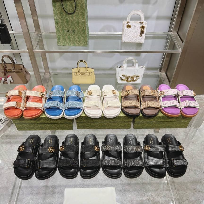 0030 SandalSlippers